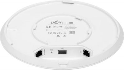 Точка доступа Ubiquiti UAP-AC-PRO-EU вид сзади порты